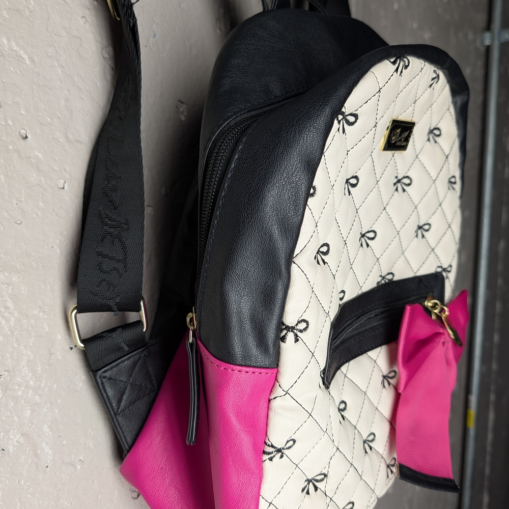Luv Betsey Johnson Bow Backpack Pink Quilted Coquette Vegan Leather - Picture 3 of 16